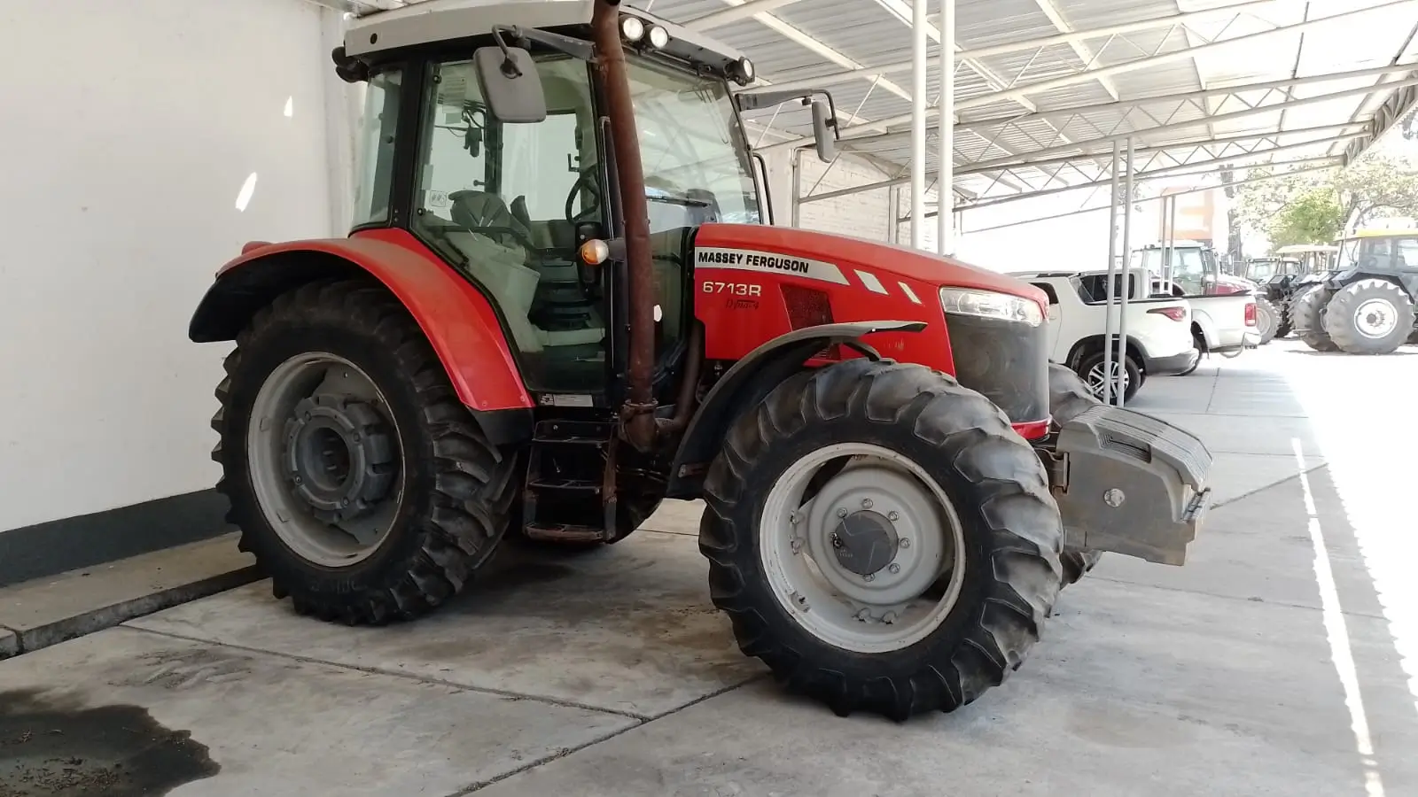 Tractor MF 6713