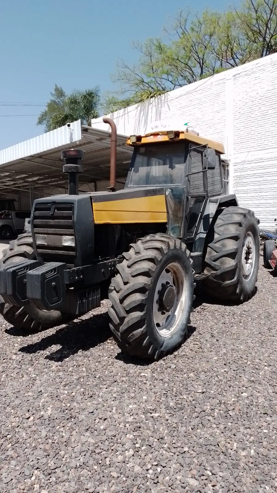 Tractor valmet 1880