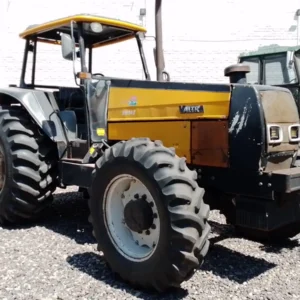 Tractor valtra bh 140